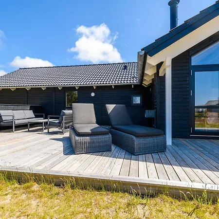 Spacious In With Sauna