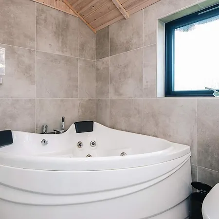 Holiday home Spacious In With Sauna Fano