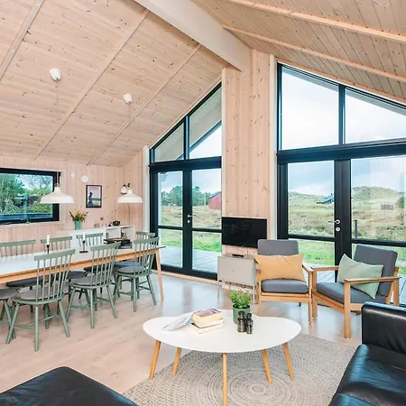 Spacious In With Sauna Holiday home *